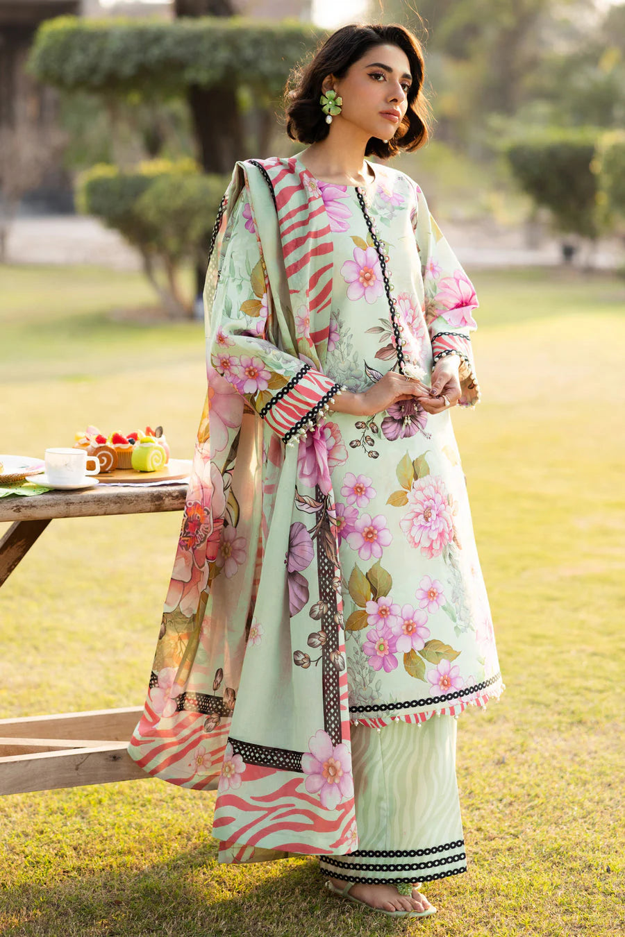 IU Collection IU-S-080- Airjet Bana Dora Luxury lawn-25 3Pc
