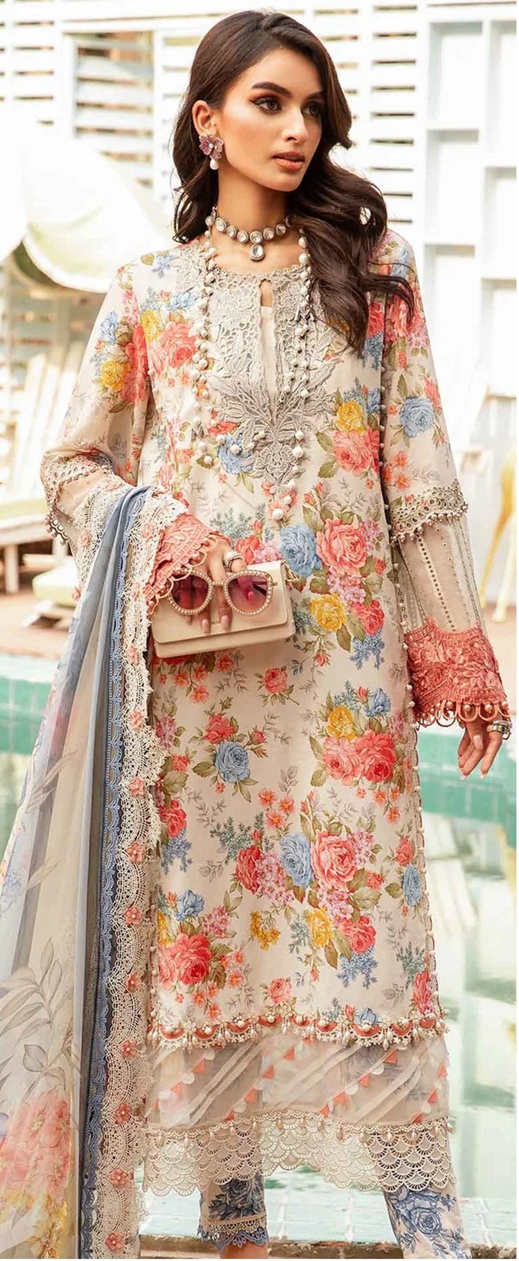 IU Collection IU-S-029- Digital Print lawn 3Pc M.Print